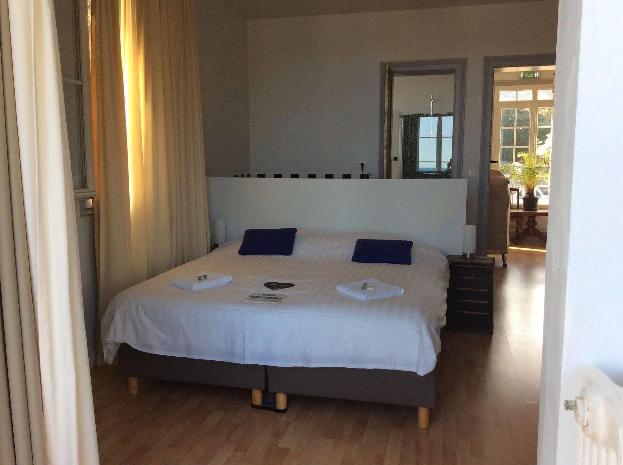 Auberge du Vieux Puits Dieppe Extérieur photo